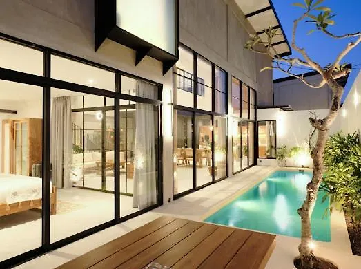 Manresa Berawa - 3 Bedroom In Bali *