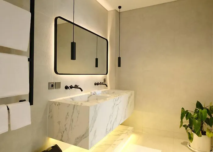 Villa Manresa Berawa - 3 Bedroom In Bali Canggu (Bali)
