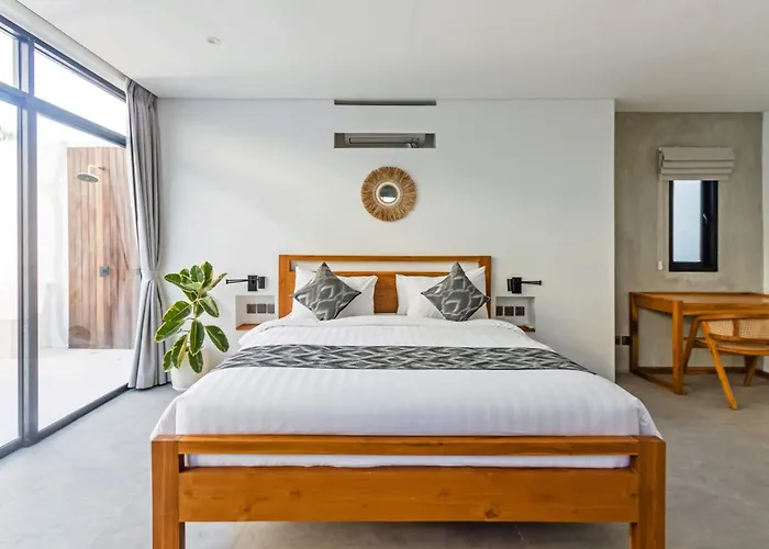 Manresa Berawa - 3 Bedroom In Bali Canggu (Bali)