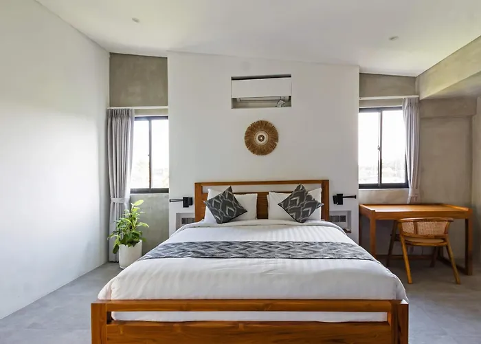 Manresa Berawa - 3 Bedroom In Bali Villa