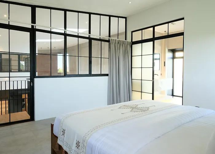 Manresa Berawa - 3 Bedroom In Bali *