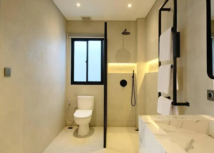Manresa Berawa - 3 Bedroom In Bali * Canggu (Bali)